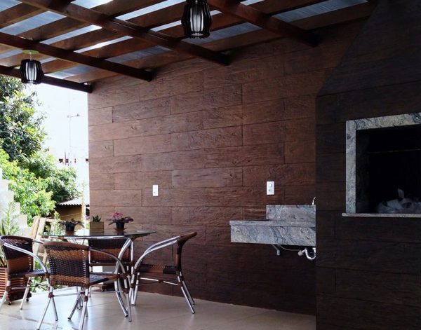 revestimiento Antic - Revestimientos decorativos de hormigón en acabado madera para paredes interiores y exteriores - Onua.es